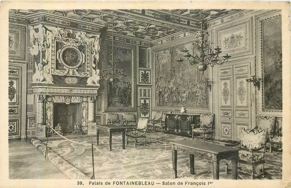Schloss FONTAINEBLEAU — Salon de François Ier - Vorderseite