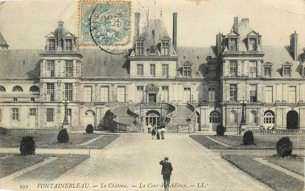 Fontainebleau — Das Schloss — Die Cour des Adieux — LL. — n°292 - Vorderseite