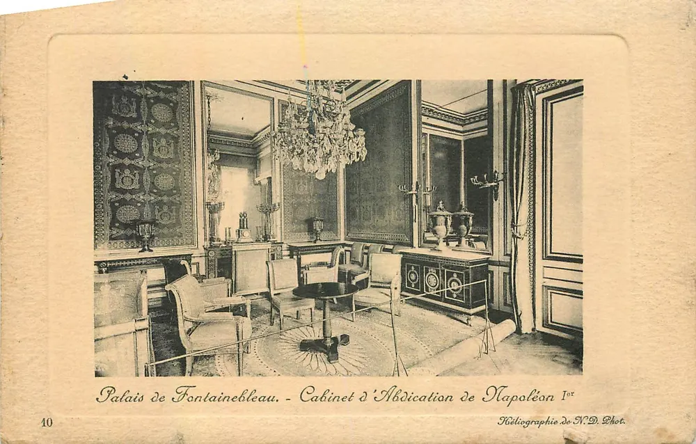 Palais de Fontainebleau - Cabinet d'Abdication de Napoléon Ier — N.D. Phot. - Recto