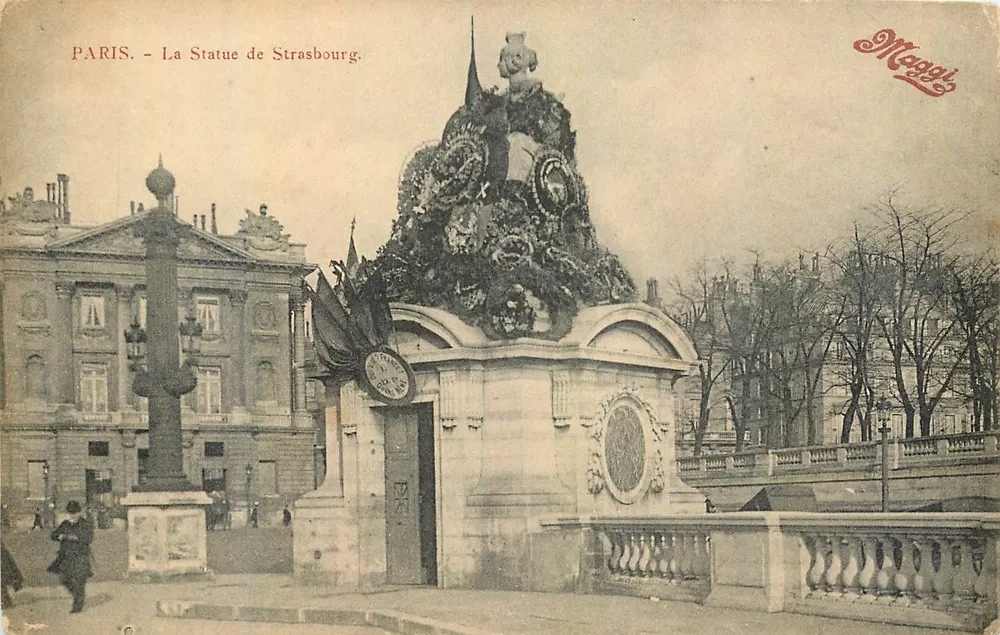 Paris - A Estátua de Estrasburgo — editada por Maggi - Frente