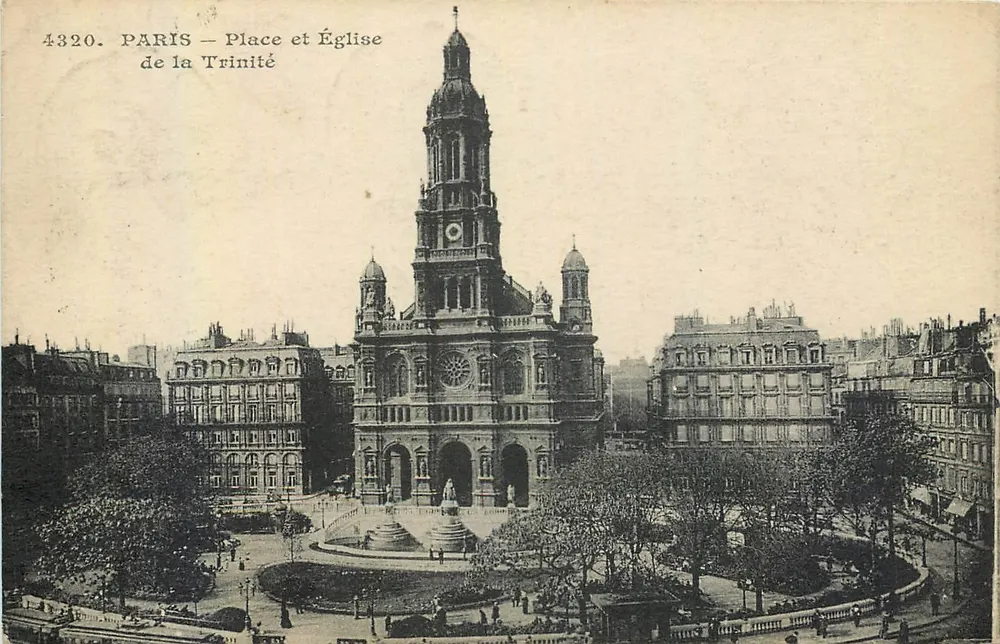 Paris — Piazza e Igreja da Trindade — Editor anônimo, n° 4320 - Frente