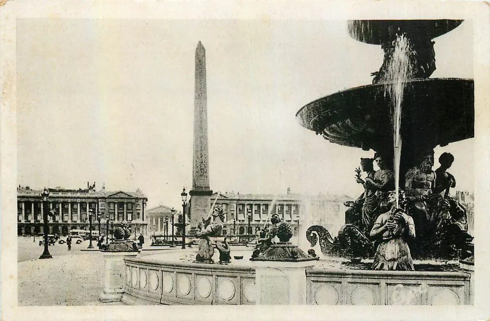 Place de la Concorde — Obélisque e Fontaine — Editor Dupuytren, Paris - Frente