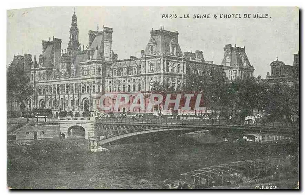 Paris - La Seine & l'Hôtel de Ville — vue panoramique avec pont — éditeur non visible - Recto