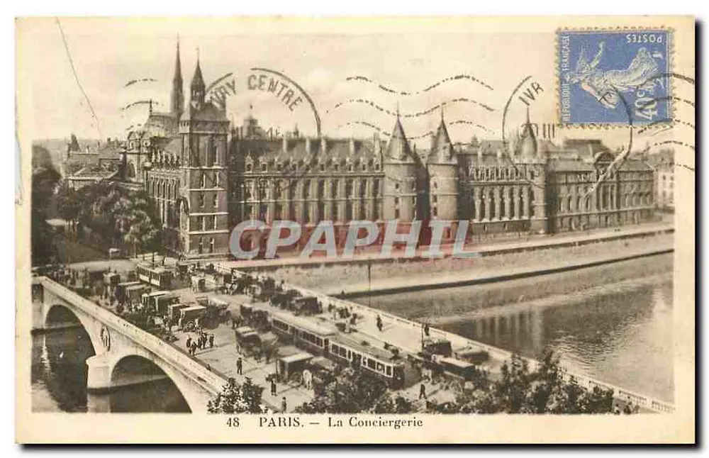 Paris — A Conciergerie - Frente