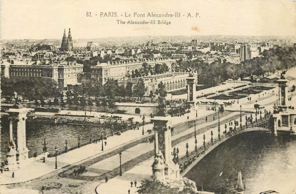 Paris - O Ponte Alexandre-III - A.P. 82 - Frente