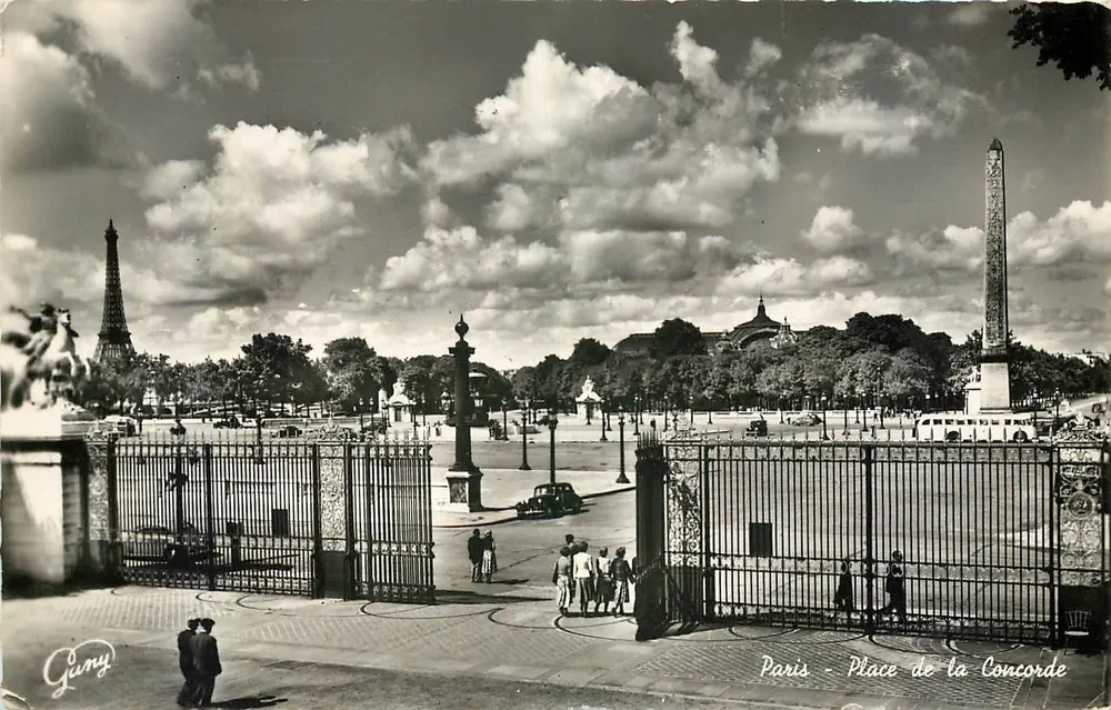 Paris - Place de la Concorde — vista com a Torre Eiffel e o Obélisco — Gungy - Frente