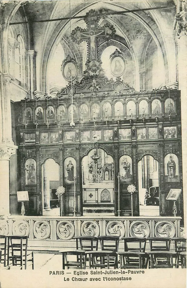 PARIS — Kirche Saint-Julien-le-Pauvre — Der Chor mit dem Ikonostase - Vorderseite
