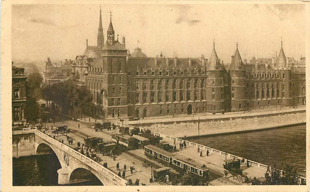 Paris — A Conciergerie — A Conciergerie, 44, rue de l'École-de-Médecine — editor LL - Frente