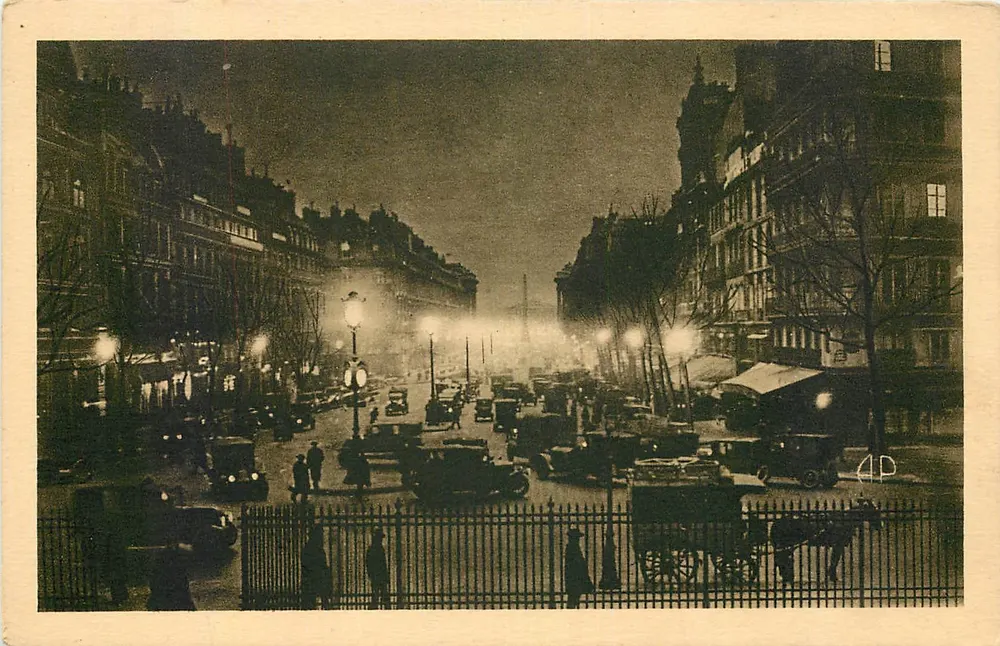 Paris à Noite — Rue Royale — Editor E. Papeghin, 24, rue des Petites Écuries, Paris - Frente