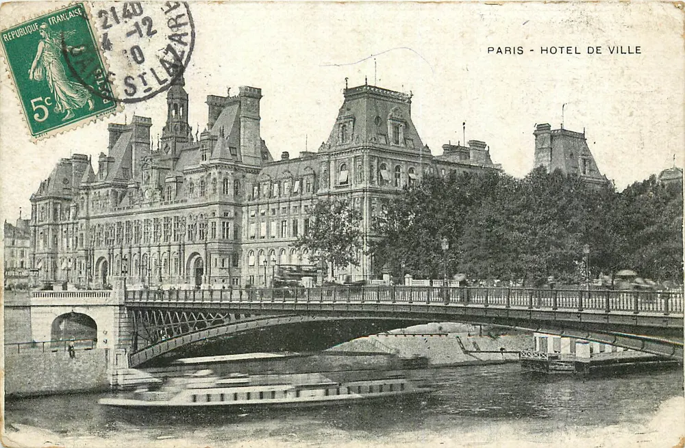 Paris — City Hall — view of the bridge and river — publisher unknown - Front