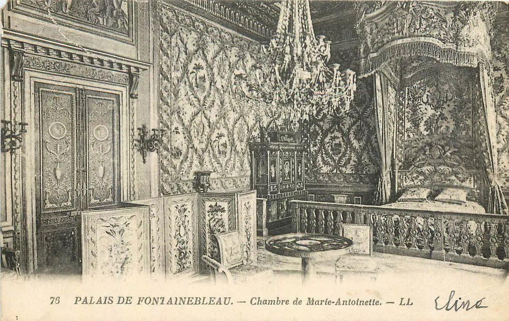 Palast von Fontainebleau — Zimmer von Marie-Antoinette — LL - Vorderseite