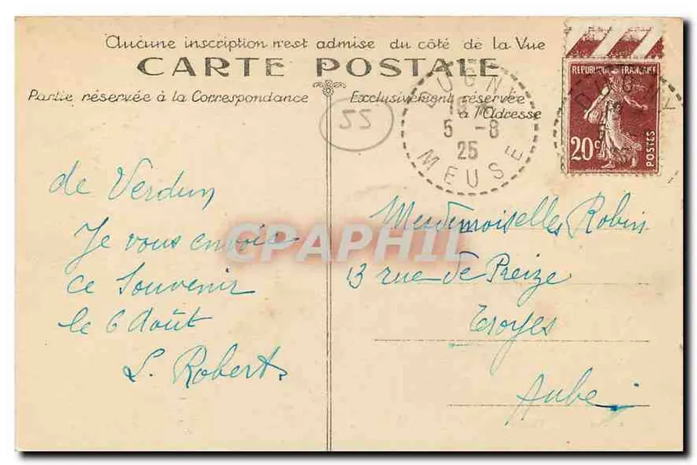 Monument de la Tranchée des Baionnettes — Vue intérieure — Édition Verdun - Verso