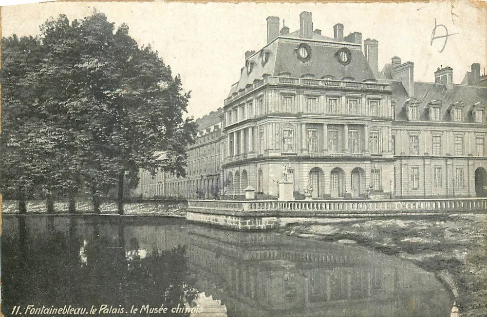 Fontainebleau. o Palácio. o Museu Chimais — Editor V.P.C. n°11 - Frente