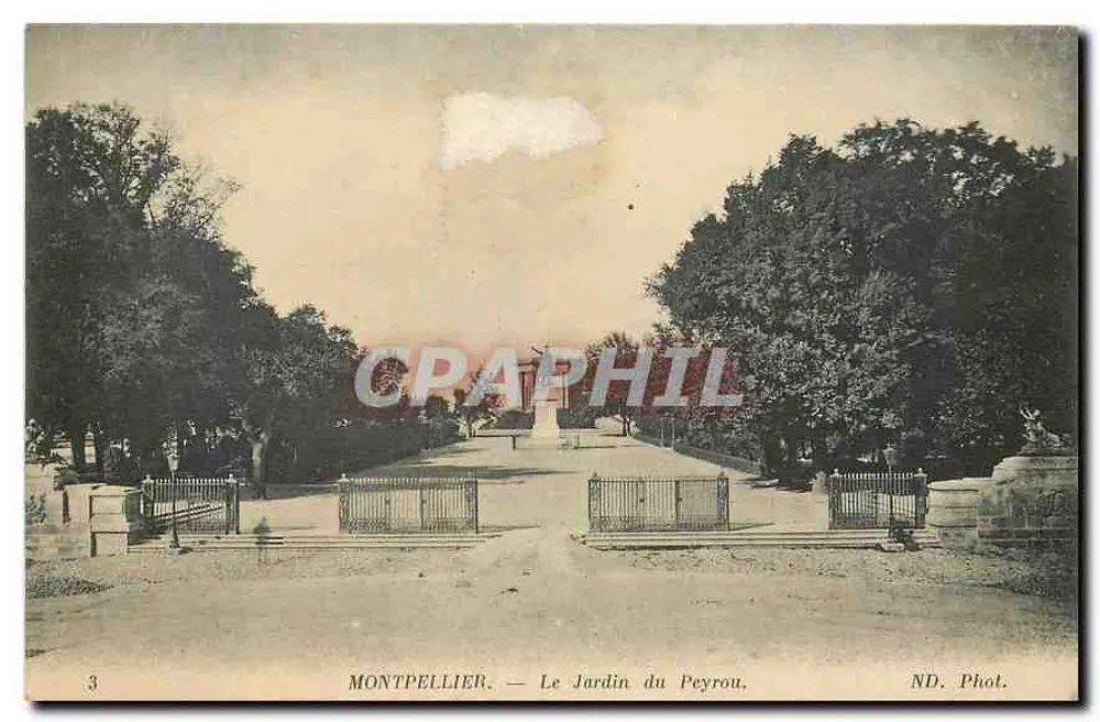 Montpellier — O Jardim do Peyrou — ND. Fot. - Frente