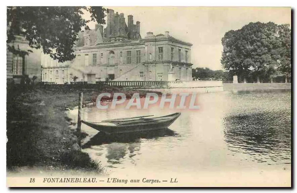 Fontainebleau — O Lago das Carpas — LL - Frente