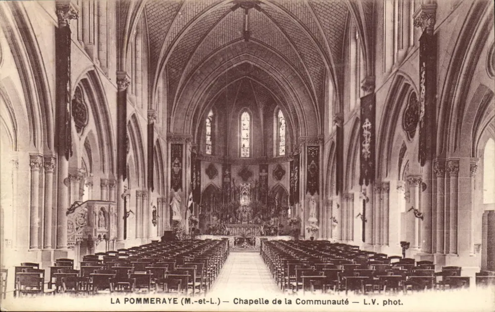 La Pommeraye (M.-et-L.) — Capela da Comunidade — Foto L.V. - Frente