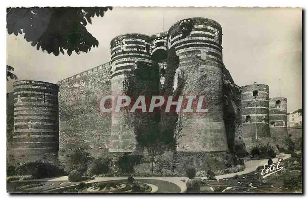 O Castelo de Angers — Angers — Editor: Cistel - Frente