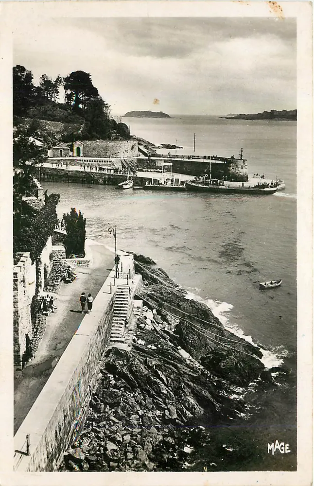 Dinard — Promenade du Clair de Lune et les Vedettes — G. R'vant, éditeur, Paris - Recto
