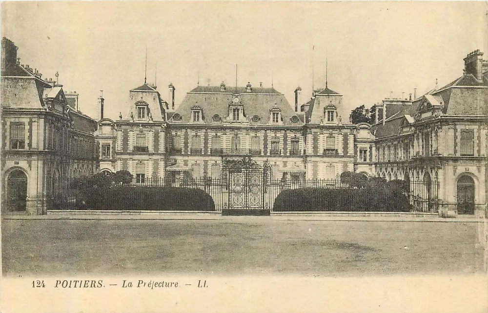 पॉइटियर्स - ला प्रेफेक्चर - एल.एल. - लेवी फ्रेर्स एट सी, पेरिस - आगे