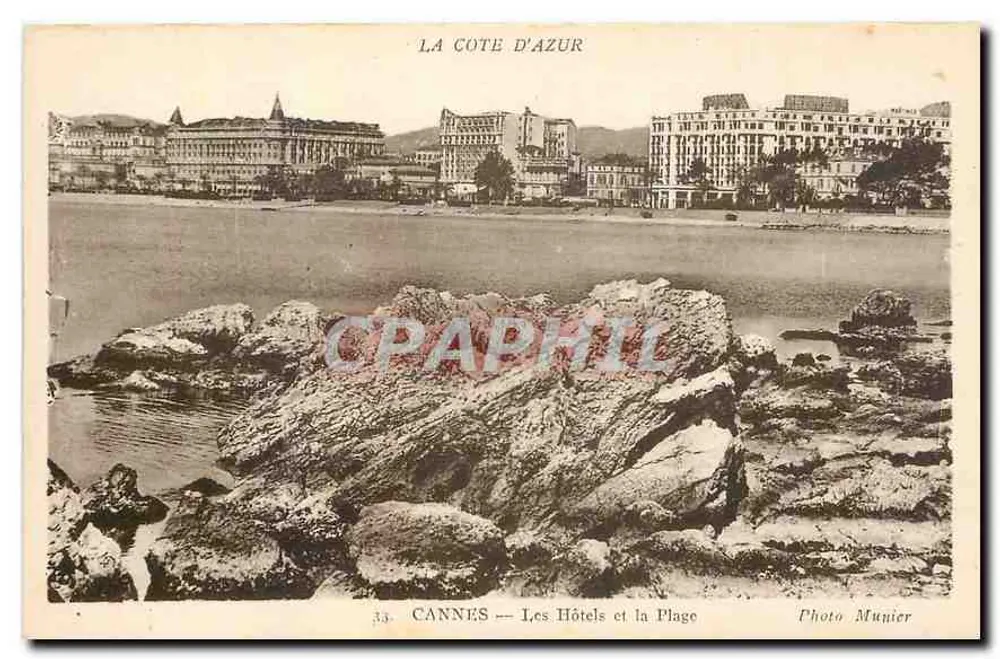 CANNES — Les Hôtels et la Plage — Photo Munier - Recto