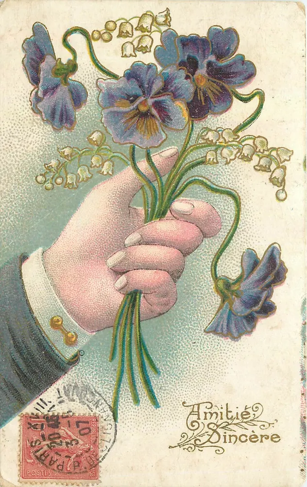 Mão segurando um buquê de violetas e muguet — Amizade Dincere — editor desconhecido - Frente