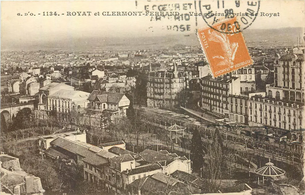 ROYAT et CLERMONT-FERRAND — Vue générale prise de Royat — éditeur G. D'O. n° 1134 - Recto