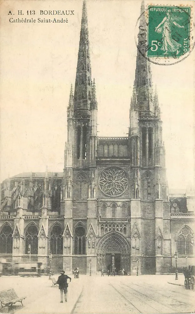 Bordeaux — Catedral de São André — A. H. 113 - Frente