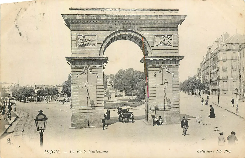 Dijon — A Porta Guillaume — Coleções ND Phot - Frente