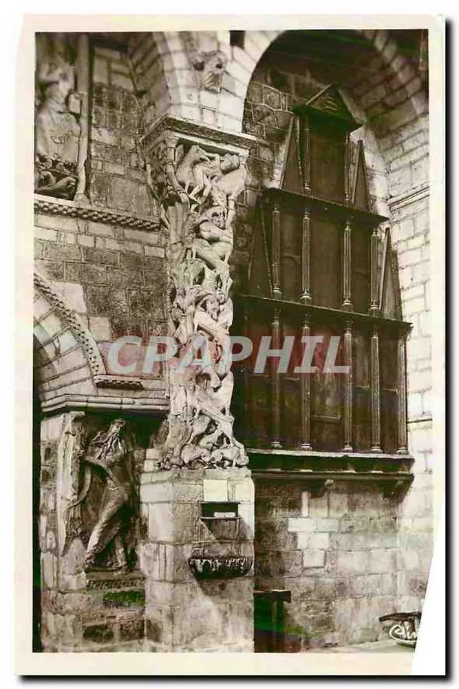 Souillac (Lot) — La scultura del profeta Isaia (del XII secolo) — Fot. C. M. M. L. M. A. L. O. N. - Recto