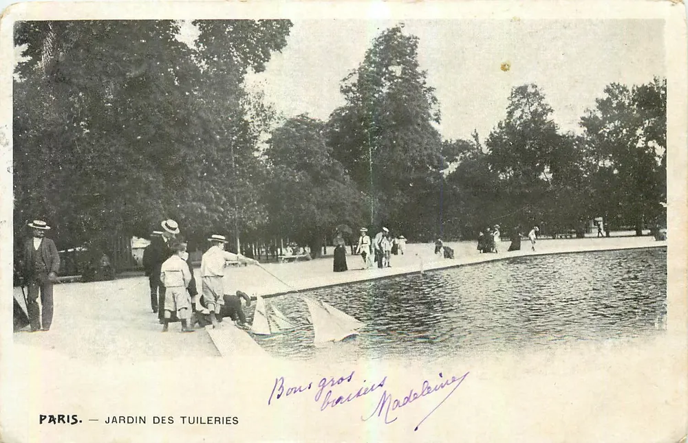 Paris — Jardim das Tuileries — editor desconhecido, número de série não visível - Frente