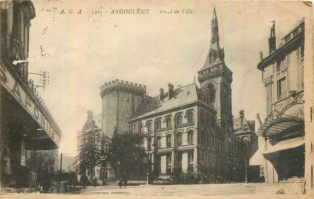 Angoulême — Hôtel de Ville — A.G.A. - 521 - Anverso