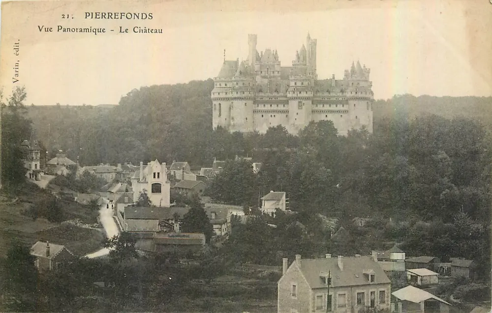 PierreFonds — Vista panorâmica — O Castelo — editor Varin - Frente