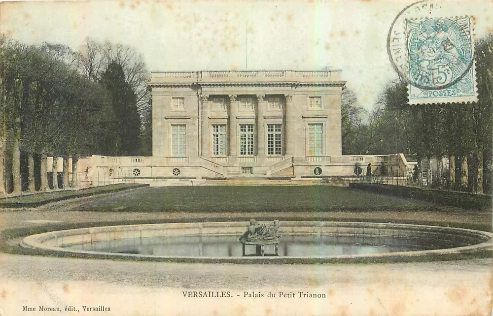 Versailles — Palácio do Petit Trianon — Mme Moreau, editora, Versailles - Frente
