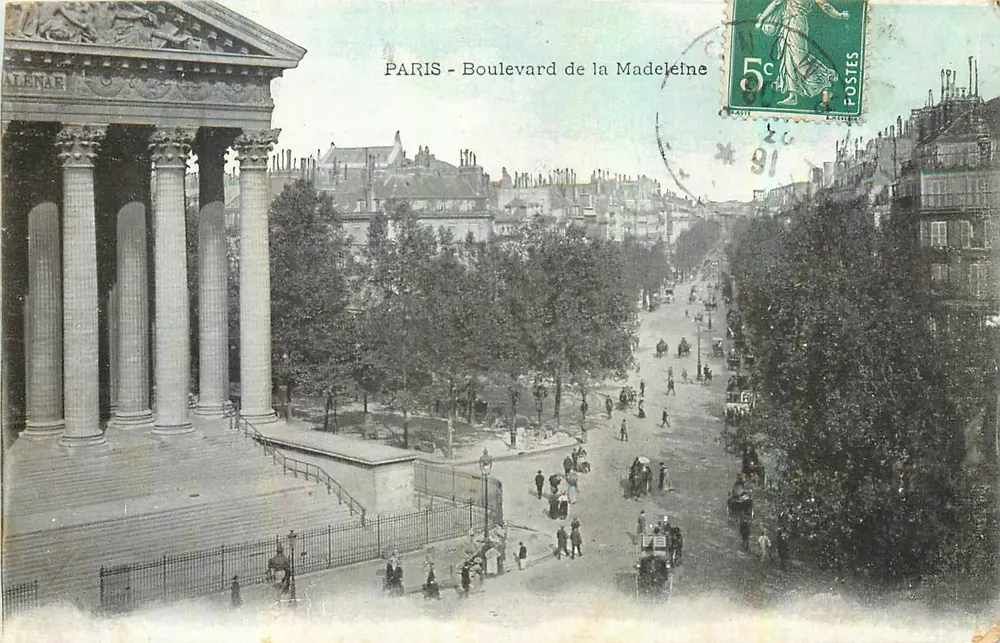 Paris - Boulevard de la Madeleine — vista com o Panteão — editor desconhecido - Frente