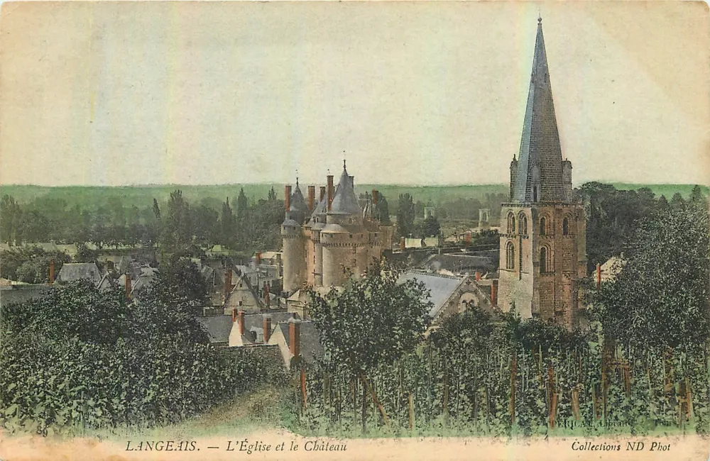 Langeais — A Igreja e o Castelo — Coleções ND Phot - Frente
