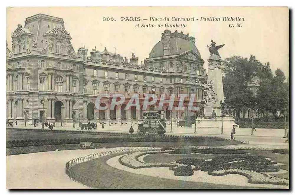 Paris — Place du Carrousel — Pavillon Richelieu und Statue von Gambetta - Vorderseite