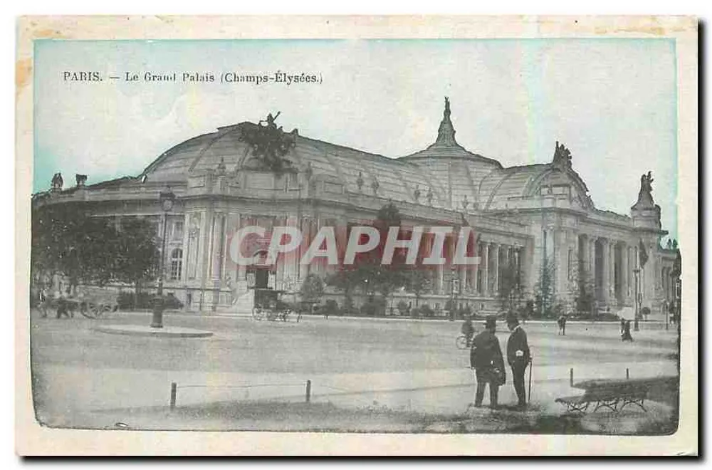 Paris — O Grande Palácio (Champs-Élysées) — editor não visível - Frente