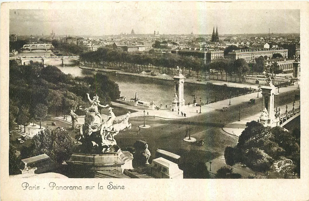 Paris - Panorama sobre a Sena — vista de um ponto elevado, com estátuas e pontes — editor Gane - Frente