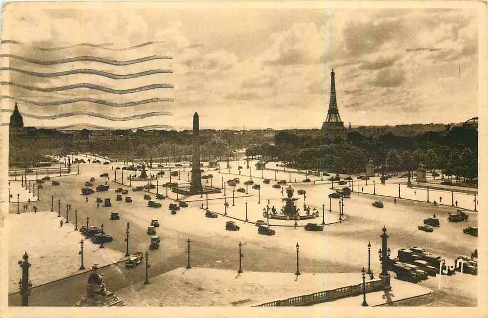 Place de la Concorde — vista panorâmica com a Torre Eiffel — Les Éditions d'Art Yvan, n°57 - Frente