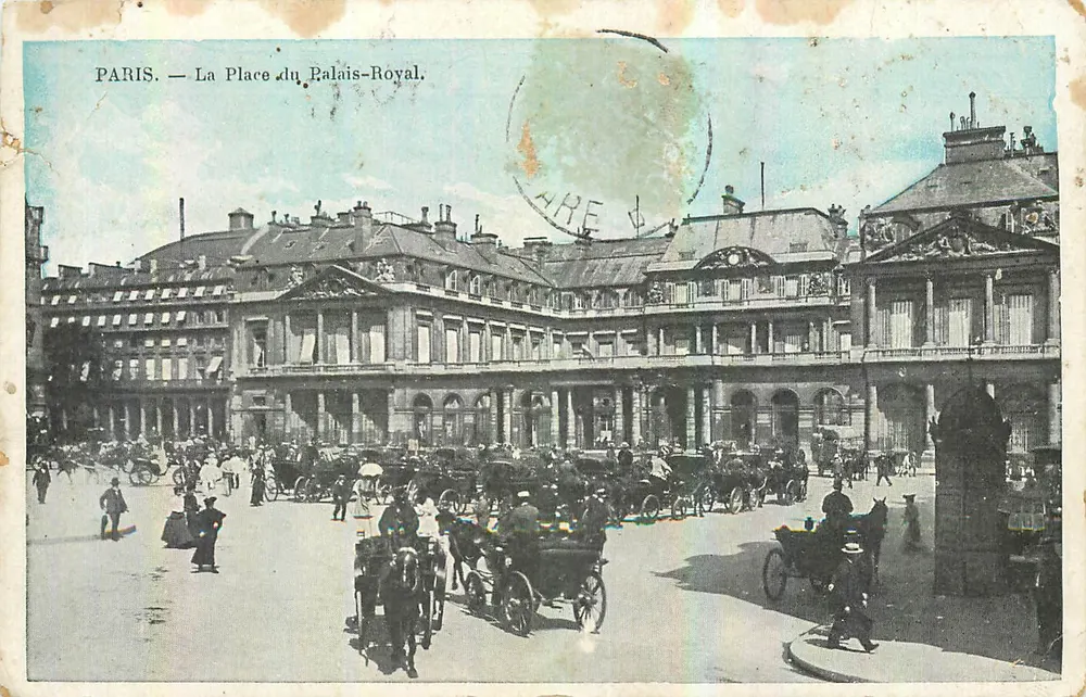 Paris — A Place du Palais-Royal — J.C. Paris - Frente