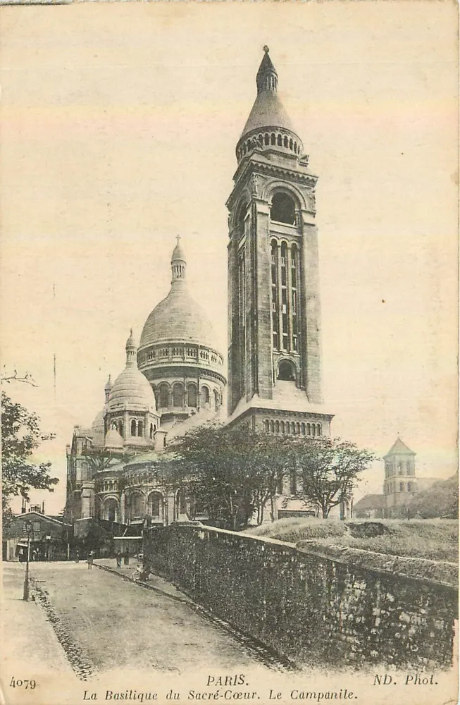 Paris — La Basilique du Sacré-Cœur et le Campanile — ND. Phot. n° 4079 - Recto