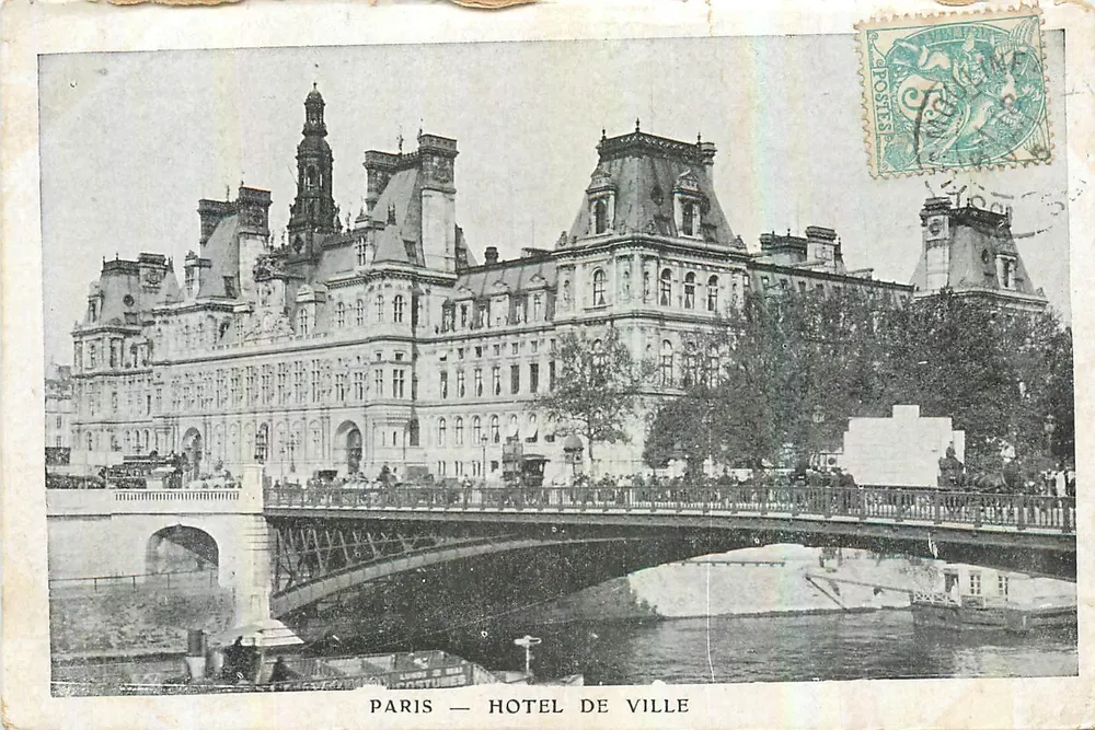 Paris — Hôtel de Ville — vista com ponte e Sena — editor não visível - Frente