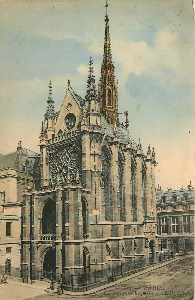 A Santa Capela — Paris — ND Phot. - Frente