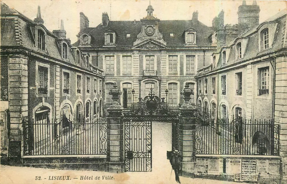Lisieux — Prefeitura — G. Arnaud, editor, n° 32 - Frente