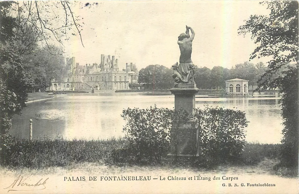 Palast von Fontainebleau — Das Schloss und der Karpfenteich — G.B.N.G. Fontainebleau - Vorderseite