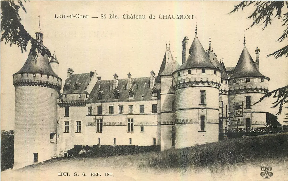 Loir-et-Cher — 84 bis. Castelo de CHAUMONT - Frente