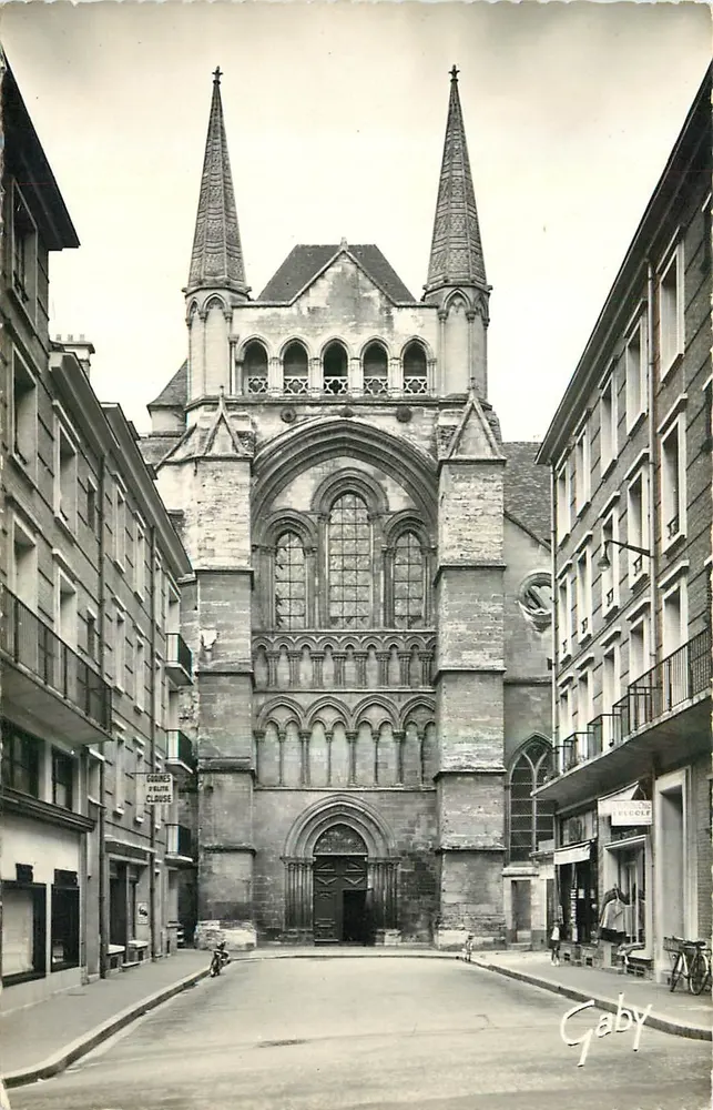 Lisieux (Calvados) — Kathedrale Saint-Pierre, Südportal — Éditions Gaby - Vorderseite