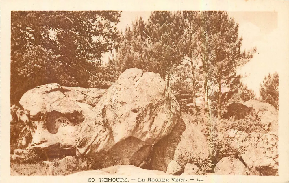 Nemours — O Rocher Vert — LL - Frente