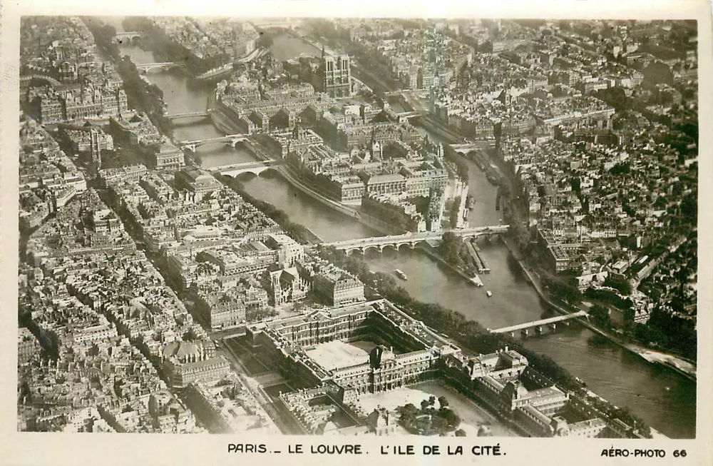 Paris - O Louvre. A Ilha da Cidade — Aéro-Photo 66 - Frente