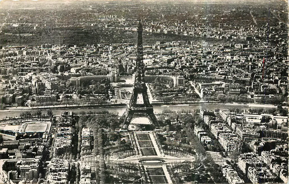 Paris — Luftbild, Eiffelturm und Palais de Chaillot — Éditions du Chloé, n°52 - Vorderseite
